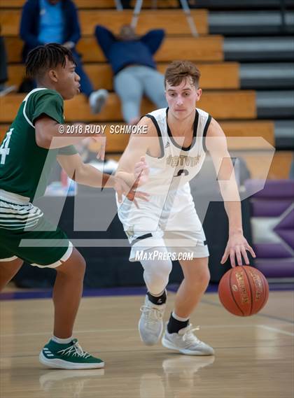 Thumbnail 2 in Murrieta Mesa vs. Westview photogallery.