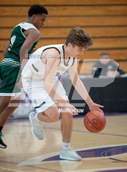 Thumbnail 2 in Murrieta Mesa vs. Westview photogallery.