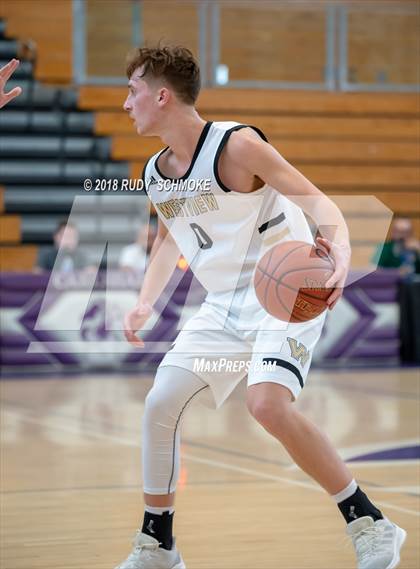 Thumbnail 2 in Murrieta Mesa vs. Westview photogallery.