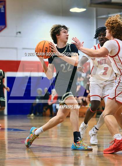 Thumbnail 2 in Dixon @ West Carteret photogallery.