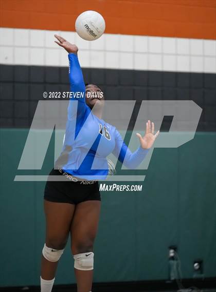 Thumbnail 1 in Canyon View @ Campo Verde photogallery.