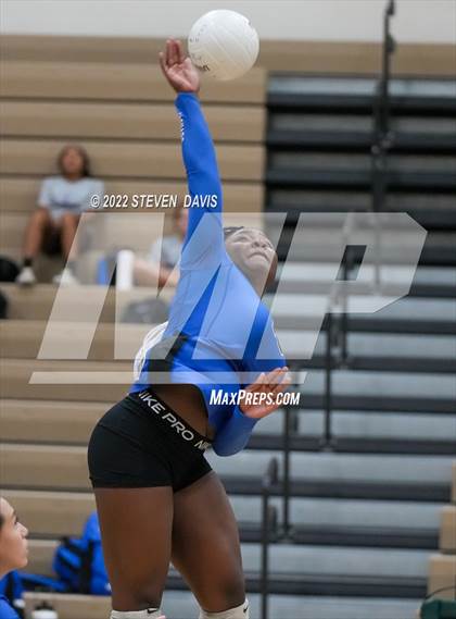 Thumbnail 2 in Canyon View @ Campo Verde photogallery.