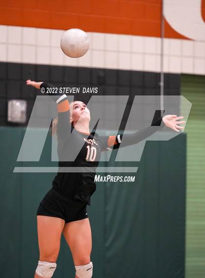 Thumbnail 1 in Canyon View @ Campo Verde photogallery.