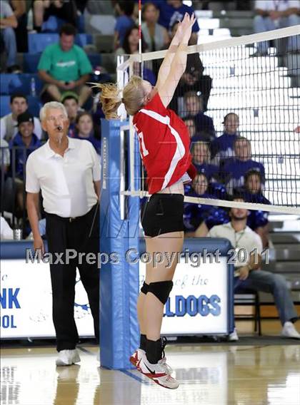 Thumbnail 2 in Burroughs @ Burbank (Senior Night) photogallery.