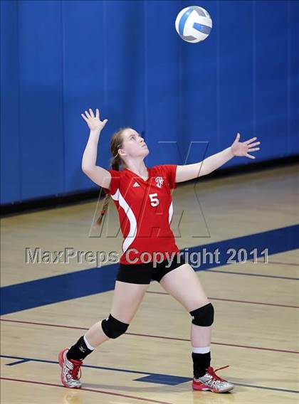 Thumbnail 3 in Burroughs @ Burbank (Senior Night) photogallery.