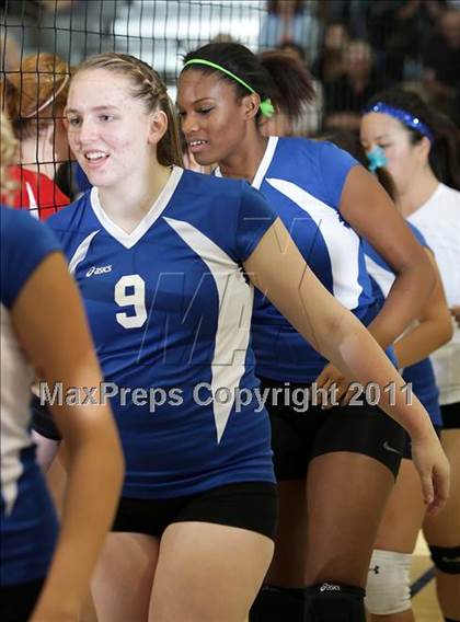 Thumbnail 3 in Burroughs @ Burbank (Senior Night) photogallery.