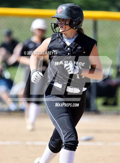 Thumbnail 3 in Arapahoe @ Cherokee Trail photogallery.