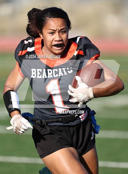 Thumbnail 3 in San Mateo vs. Hillsdale (Mills HS) photogallery.