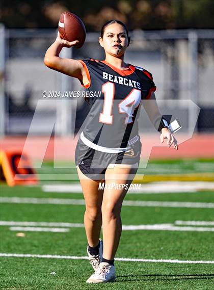 Thumbnail 3 in San Mateo vs. Hillsdale (Mills HS) photogallery.