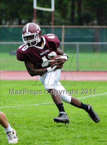 Thumbnail 1 in Branford @ North Haven photogallery.