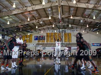 Thumbnail 3 in Alpharetta Milton vs Fort Myers Dunbar (City of Palms Classic) photogallery.