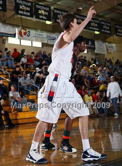 Thumbnail 3 in Alpharetta Milton vs Fort Myers Dunbar (City of Palms Classic) photogallery.
