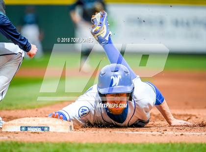 Thumbnail 1 in Auburn Riverside vs. Sedro-Woolley photogallery.