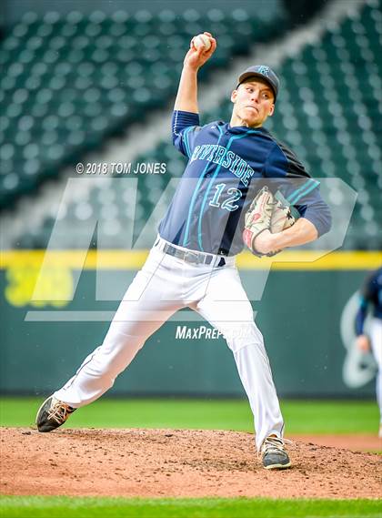 Thumbnail 1 in Auburn Riverside vs. Sedro-Woolley photogallery.