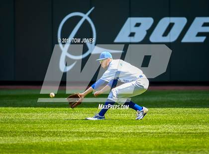 Thumbnail 2 in Auburn Riverside vs. Sedro-Woolley photogallery.