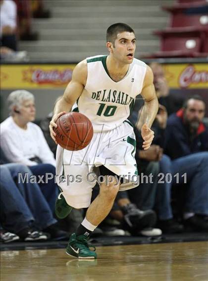 Thumbnail 2 in Mater Dei vs. De La Salle (CIF State D1 Final) photogallery.
