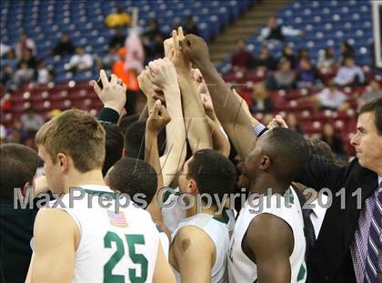 Thumbnail 3 in Mater Dei vs. De La Salle (CIF State D1 Final) photogallery.