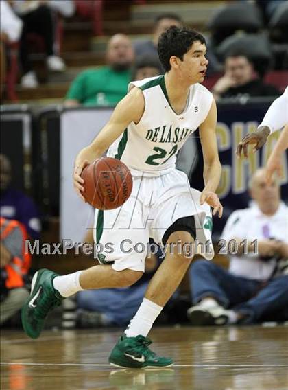 Thumbnail 3 in Mater Dei vs. De La Salle (CIF State D1 Final) photogallery.