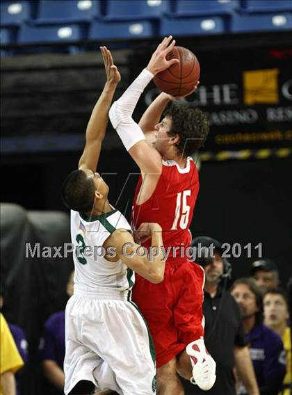 Thumbnail 2 in Mater Dei vs. De La Salle (CIF State D1 Final) photogallery.