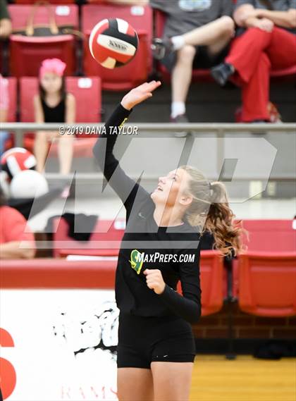 Thumbnail 3 in Dublin @ Mineral Wells photogallery.