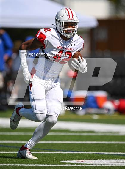 Thumbnail 1 in Cardinal Newman @ Montgomery (scrimmage) photogallery.