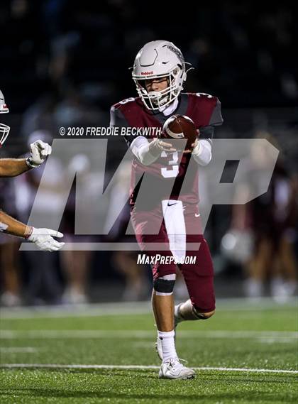Thumbnail 3 in Pottsboro vs. White Oak (UIL 3A D1 Bi-District) photogallery.