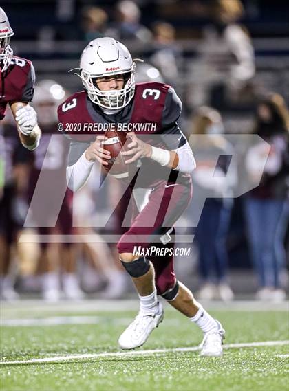 Thumbnail 1 in Pottsboro vs. White Oak (UIL 3A D1 Bi-District) photogallery.