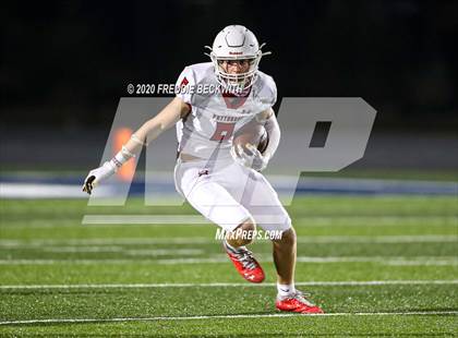 Thumbnail 2 in Pottsboro vs. White Oak (UIL 3A D1 Bi-District) photogallery.