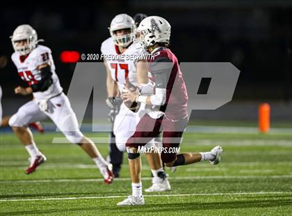 Thumbnail 3 in Pottsboro vs. White Oak (UIL 3A D1 Bi-District) photogallery.