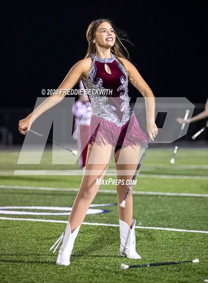 Thumbnail 3 in Pottsboro vs. White Oak (UIL 3A D1 Bi-District) photogallery.