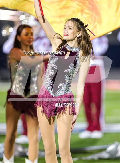 Thumbnail 2 in Pottsboro vs. White Oak (UIL 3A D1 Bi-District) photogallery.