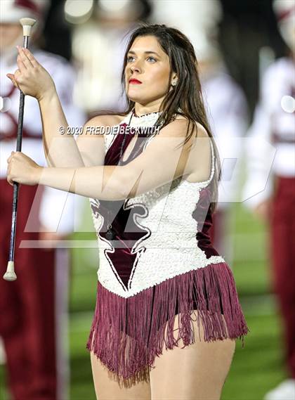 Thumbnail 1 in Pottsboro vs. White Oak (UIL 3A D1 Bi-District) photogallery.