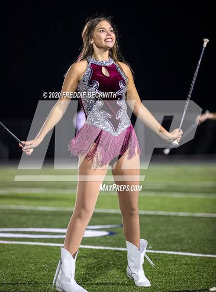 Thumbnail 2 in Pottsboro vs. White Oak (UIL 3A D1 Bi-District) photogallery.