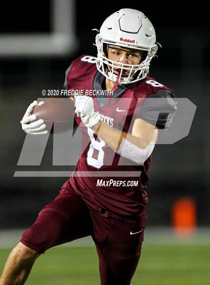 Thumbnail 2 in Pottsboro vs. White Oak (UIL 3A D1 Bi-District) photogallery.