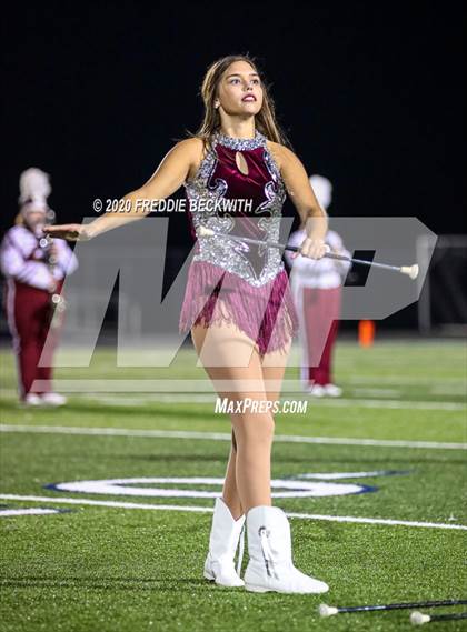 Thumbnail 3 in Pottsboro vs. White Oak (UIL 3A D1 Bi-District) photogallery.