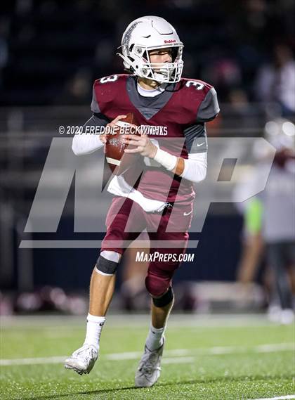Thumbnail 2 in Pottsboro vs. White Oak (UIL 3A D1 Bi-District) photogallery.