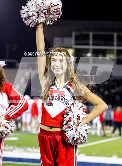 Thumbnail 1 in Pottsboro vs. White Oak (UIL 3A D1 Bi-District) photogallery.