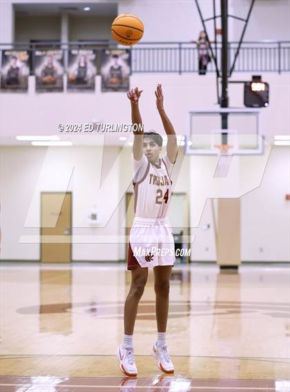 Thumbnail 1 in Creekview @ Lassiter photogallery.