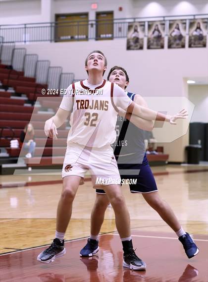 Thumbnail 3 in Creekview @ Lassiter photogallery.