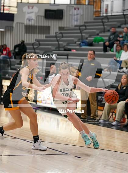 Thumbnail 2 in Westfield vs. Centerville (Sneakers for Santa Shootout) photogallery.