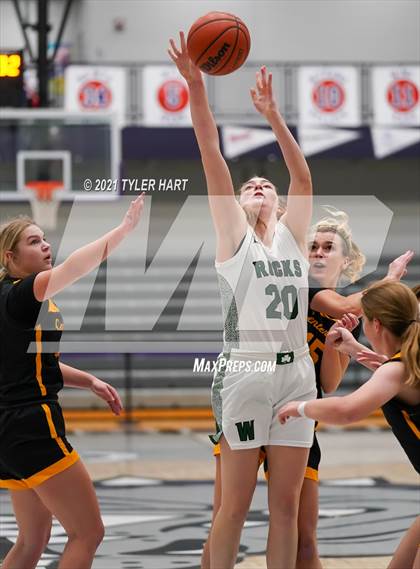 Thumbnail 2 in Westfield vs. Centerville (Sneakers for Santa Shootout) photogallery.