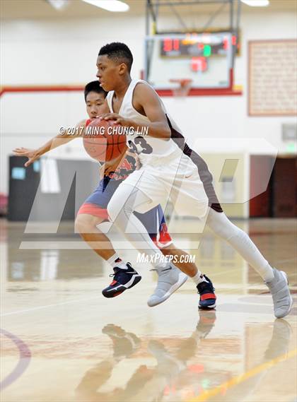 Thumbnail 2 in Bolsa Grande vs. Calvary Chapel (Estancia Coast Classic) photogallery.