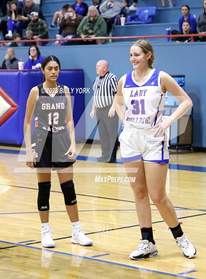 Thumbnail 1 in Grand Saline vs Quitman photogallery.