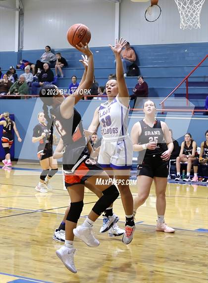 Thumbnail 2 in Grand Saline vs Quitman photogallery.