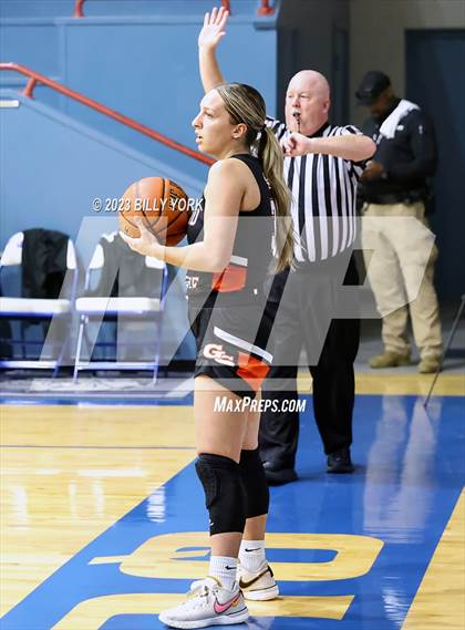 Thumbnail 2 in Grand Saline vs Quitman photogallery.
