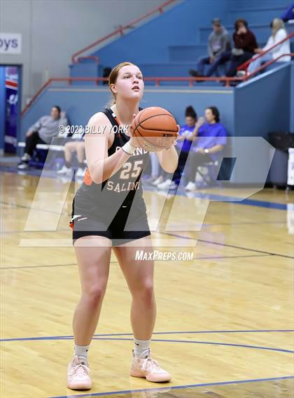 Thumbnail 2 in Grand Saline vs Quitman photogallery.