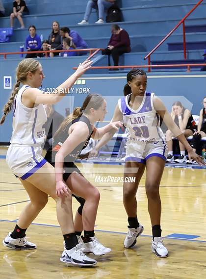 Thumbnail 1 in Grand Saline vs Quitman photogallery.