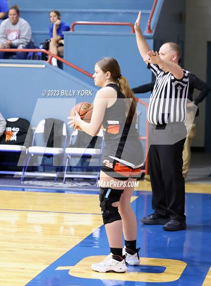 Thumbnail 2 in Grand Saline vs Quitman photogallery.