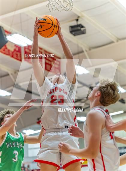 Thumbnail 3 in Yellville-Summit @ Flippin photogallery.