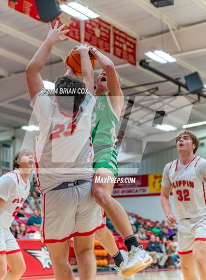 Thumbnail 3 in Yellville-Summit @ Flippin photogallery.